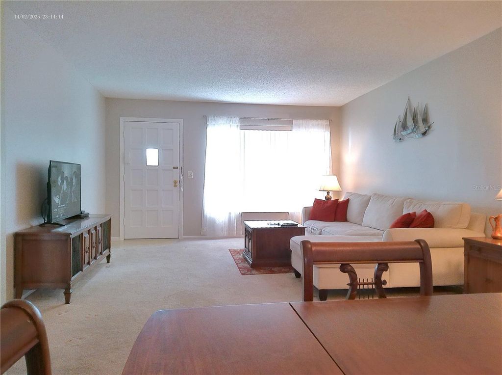 Image 7 of property listing at 2456 ECUADORIAN WAY 38, Clearwater, FL 33763