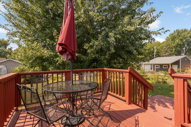 539 Frontenac Place, Saint Paul, MN 55104