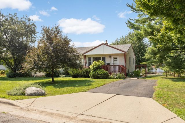 539 Frontenac Place, Saint Paul, MN 55104