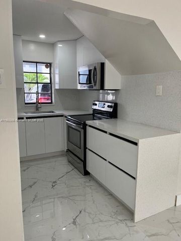 11861 SW 18th St 3-29, Miami, FL 33175