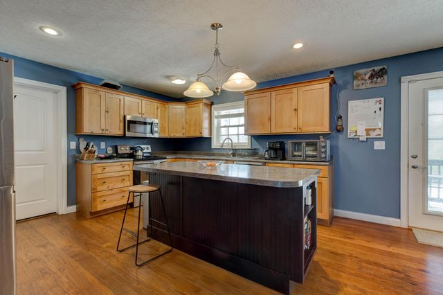 1051 State Hwy 746, Wellington, KY 40387