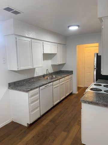 2825 Ridgecrest Drive, Fort Worth, TX 76133