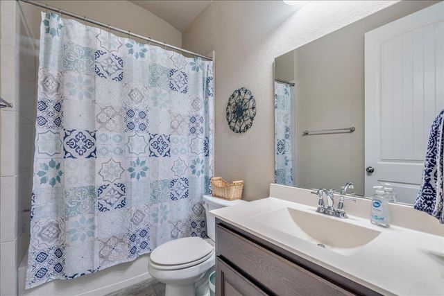 315 Cibola DR, Kyle, TX 78640