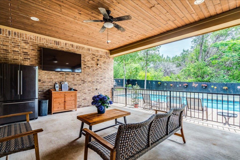 315 Cibola DR, Kyle, TX 78640