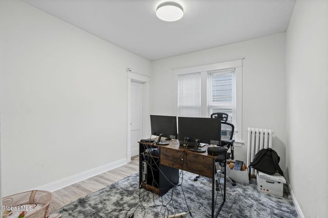 22 Fairlawn Avenue, Albany, NY 12203