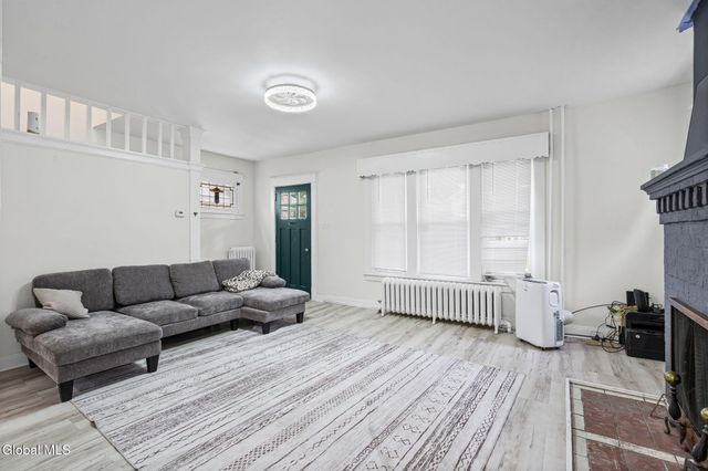 22 Fairlawn Avenue, Albany, NY 12203