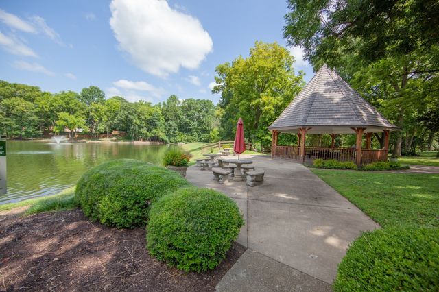 5530 Hearthstone Ln, Brentwood, TN 37027