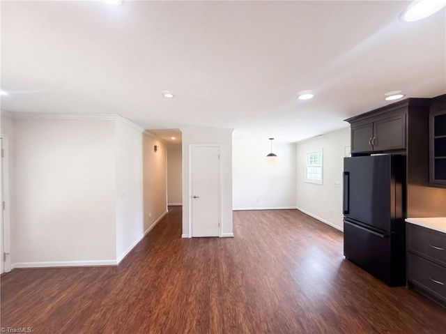 2 Cabot Court, Greensboro, NC 27407