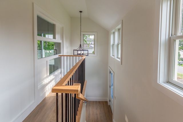 43 Seabreeze Dr, Bourne, MA 02532