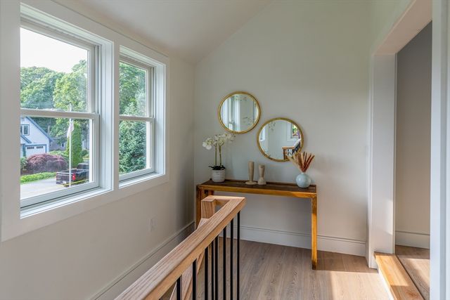 43 Seabreeze Dr, Bourne, MA 02532