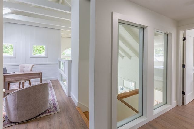 43 Seabreeze Dr, Bourne, MA 02532