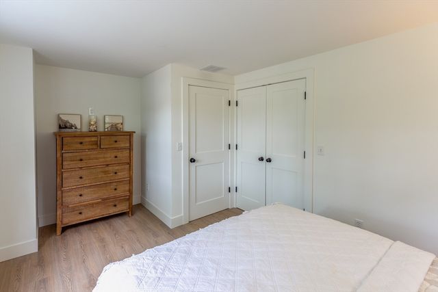 43 Seabreeze Dr, Bourne, MA 02532