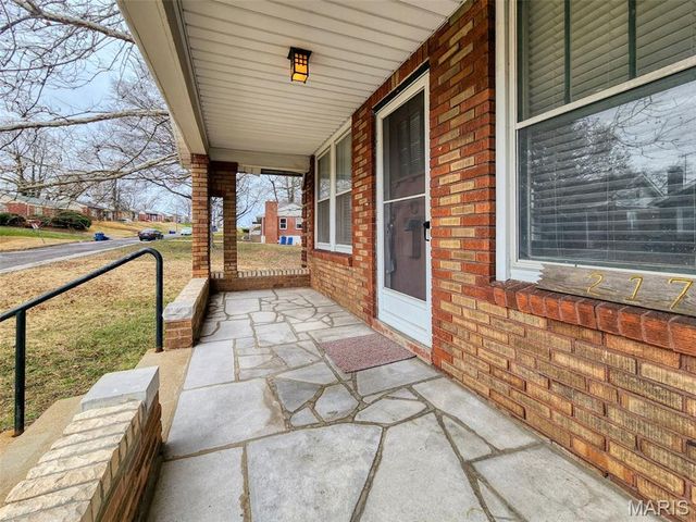 217 Emerling Drive, Normandy, MO 63121