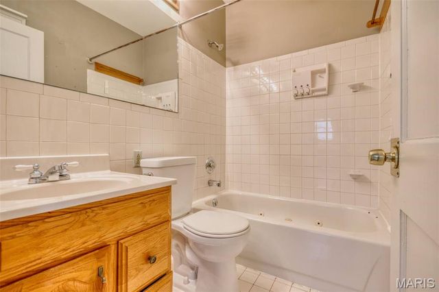 217 Emerling Drive, Normandy, MO 63121