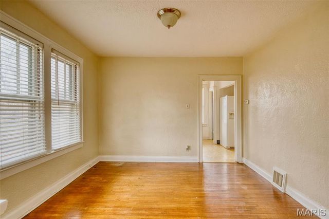 217 Emerling Drive, Normandy, MO 63121