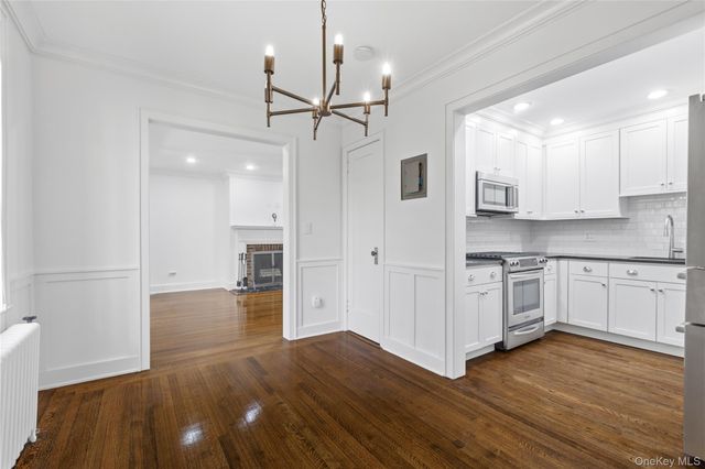 20 N Broadway B305, White Plains, NY 10601