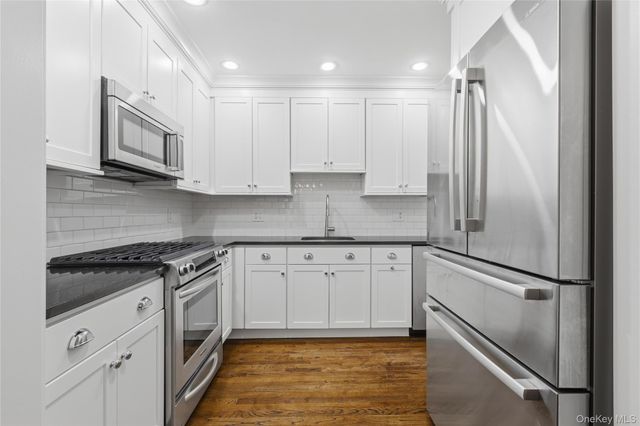 20 N Broadway B305, White Plains, NY 10601