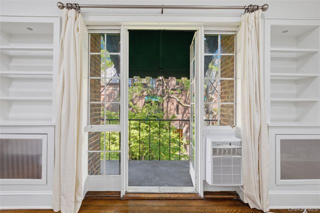 20 N Broadway B305, White Plains, NY 10601