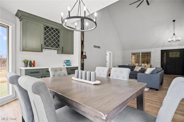 4456 Ridge Road, Wadsworth, OH 44281