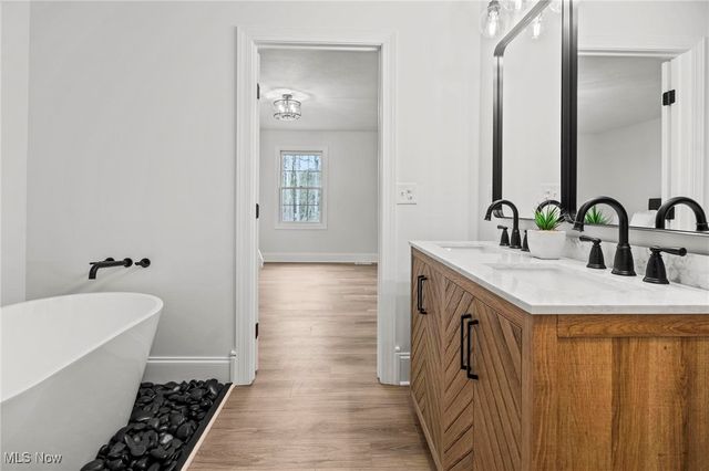 4456 Ridge Road, Wadsworth, OH 44281