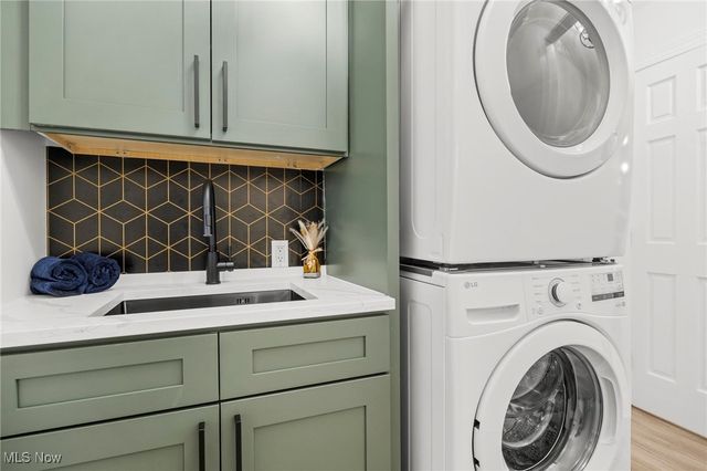 4456 Ridge Road, Wadsworth, OH 44281