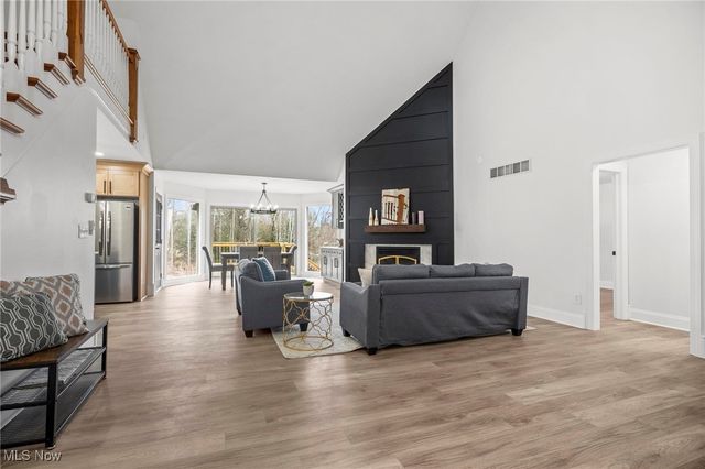 4456 Ridge Road, Wadsworth, OH 44281