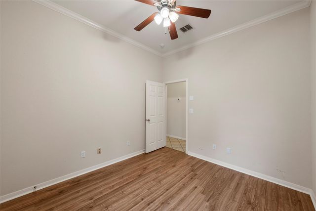 1112 South Haven Drive, Hewitt, TX 76643