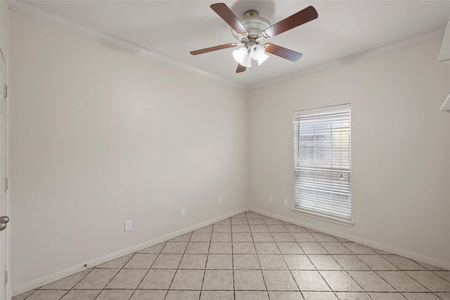 1112 South Haven Drive, Hewitt, TX 76643