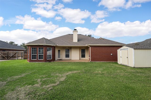 1112 South Haven Drive, Hewitt, TX 76643