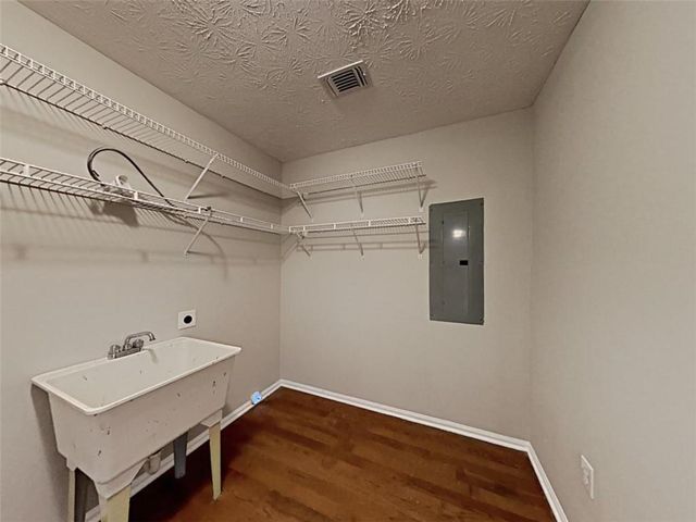 410 Southmoor Circle, Stockbridge, GA 30281