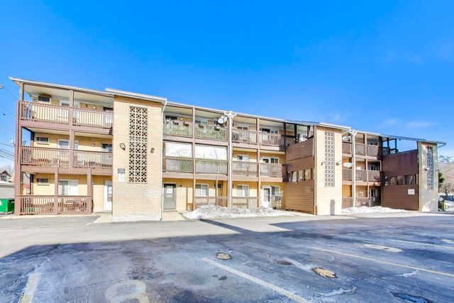 2244 N Harlem Avenue 8, Elmwood Park, IL 60707
