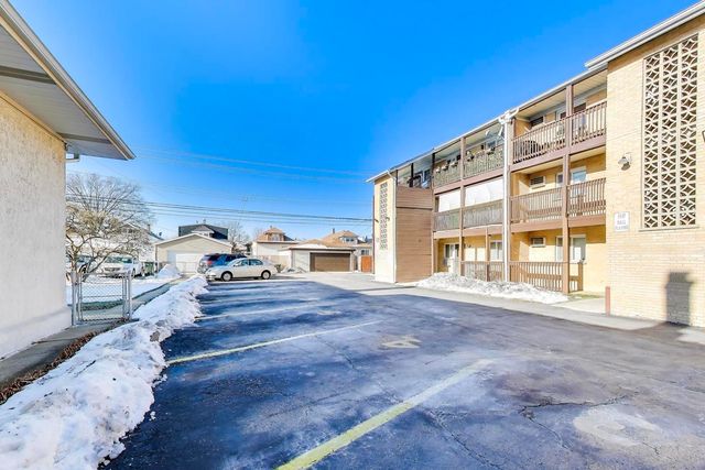 2244 N Harlem Avenue 8, Elmwood Park, IL 60707