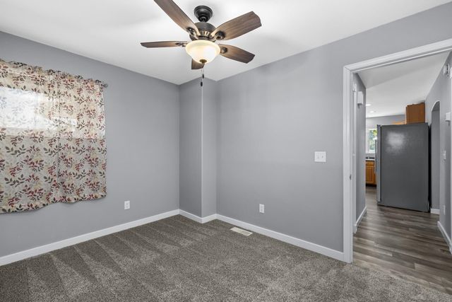 511 & 515 19TH ST SE, Minot, ND 58701