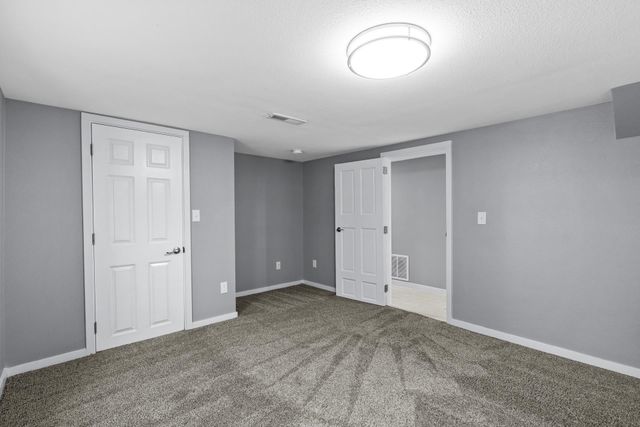 511 & 515 19TH ST SE, Minot, ND 58701