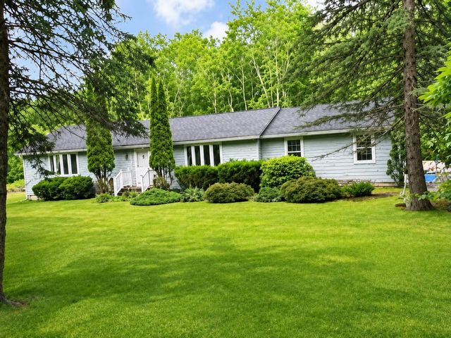 301 Shaker Street, New London, NH 03257