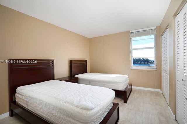 145 SE 25th Rd 502, Miami, FL 33129