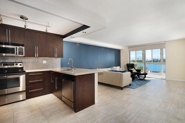 145 SE 25th Rd 502, Miami, FL 33129