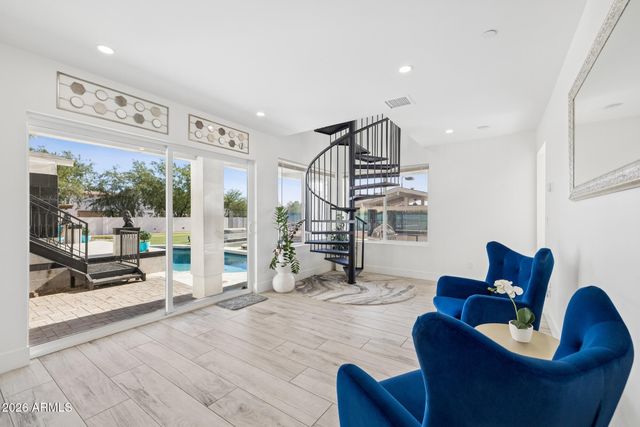 8129 E CAROL Way, Scottsdale, AZ 85260