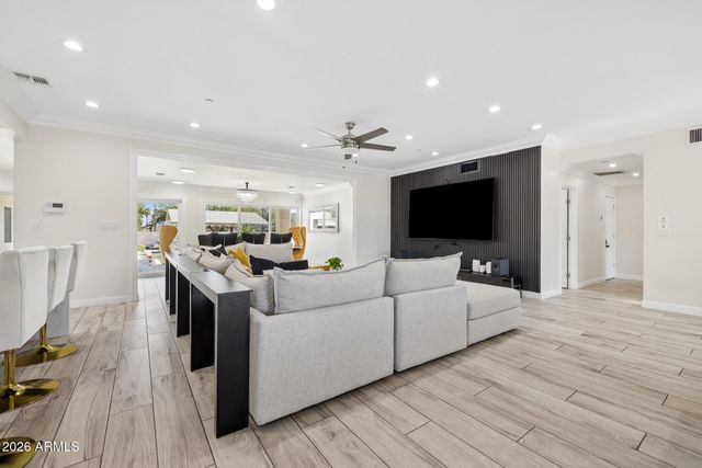 8129 E CAROL Way, Scottsdale, AZ 85260