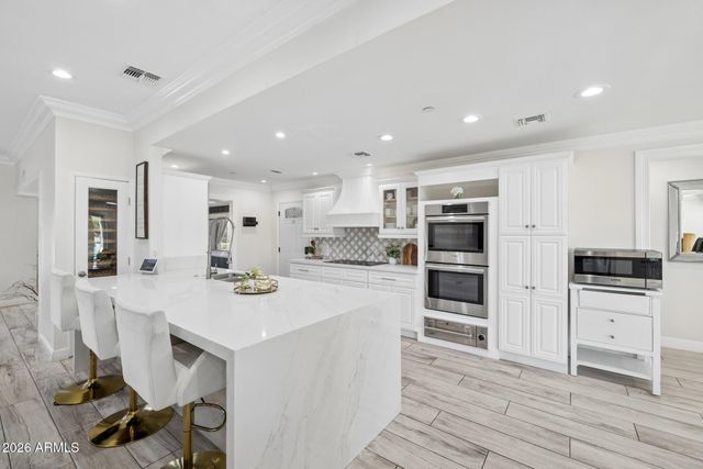 8129 E CAROL Way, Scottsdale, AZ 85260