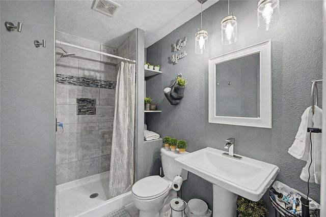 310 Aspen Drive NE, Bondurant, IA 50035