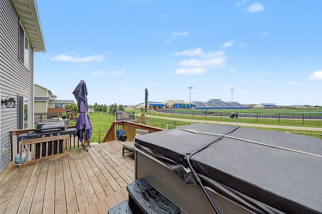310 Aspen Drive NE, Bondurant, IA 50035