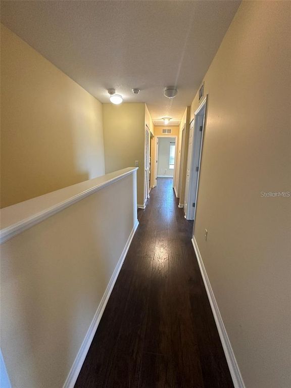 Image 11 of property listing at 4405 TUSCAN LOON DRIVE, Tampa, FL 33619