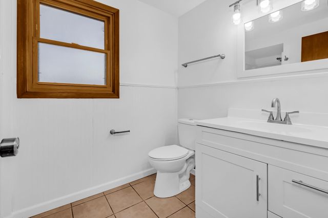 1479 Winthrop Street N, Saint Paul, MN 55119