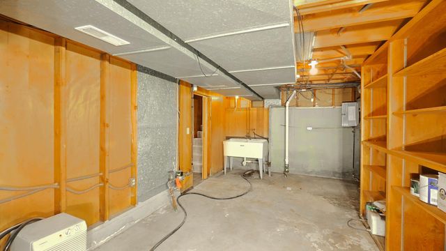 1479 Winthrop Street N, Saint Paul, MN 55119