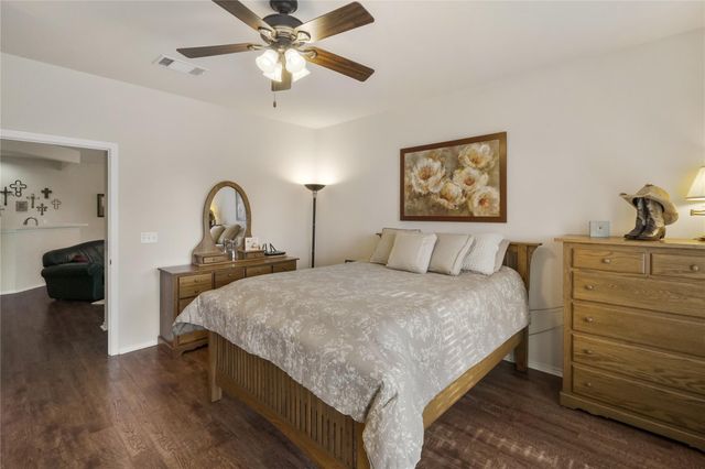 113 Hampton CIR, Georgetown, TX 78633