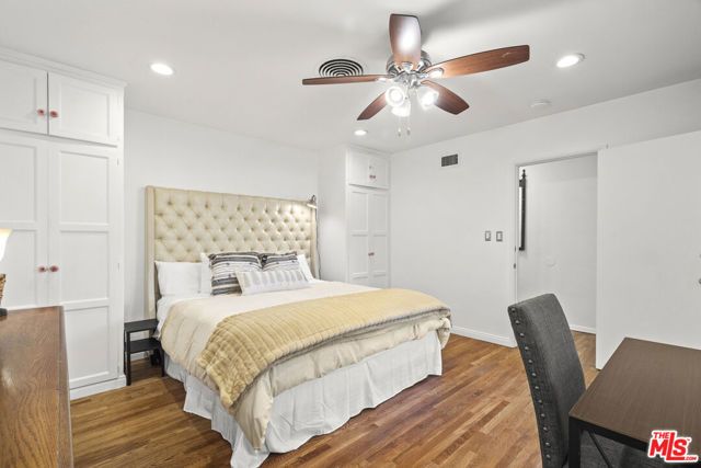 4909 Van Noord Avenue, Sherman Oaks, CA 91423