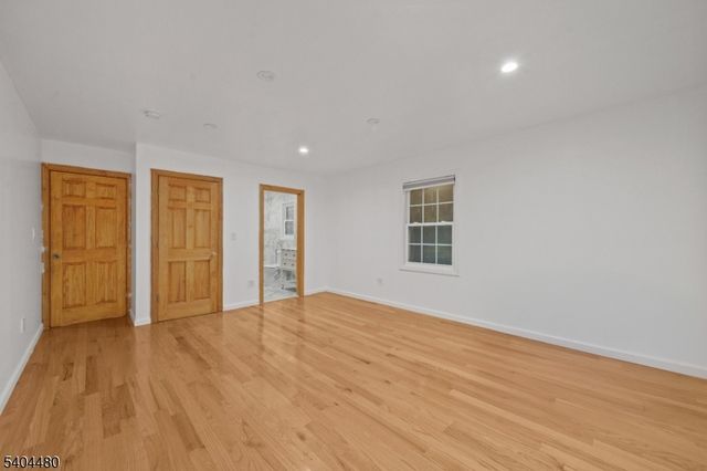 81 Fairmount Ave, Hackensack City, NJ 07601