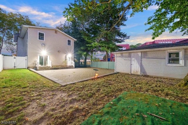 81 Fairmount Ave, Hackensack City, NJ 07601