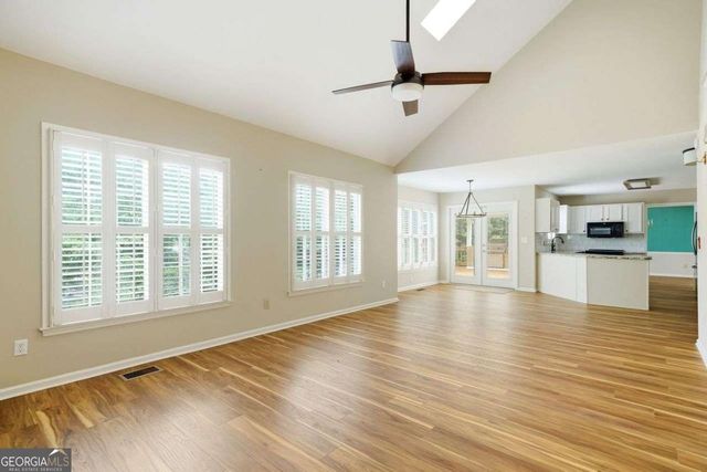 120 N Hillbrooke Trail, Alpharetta, GA 30005